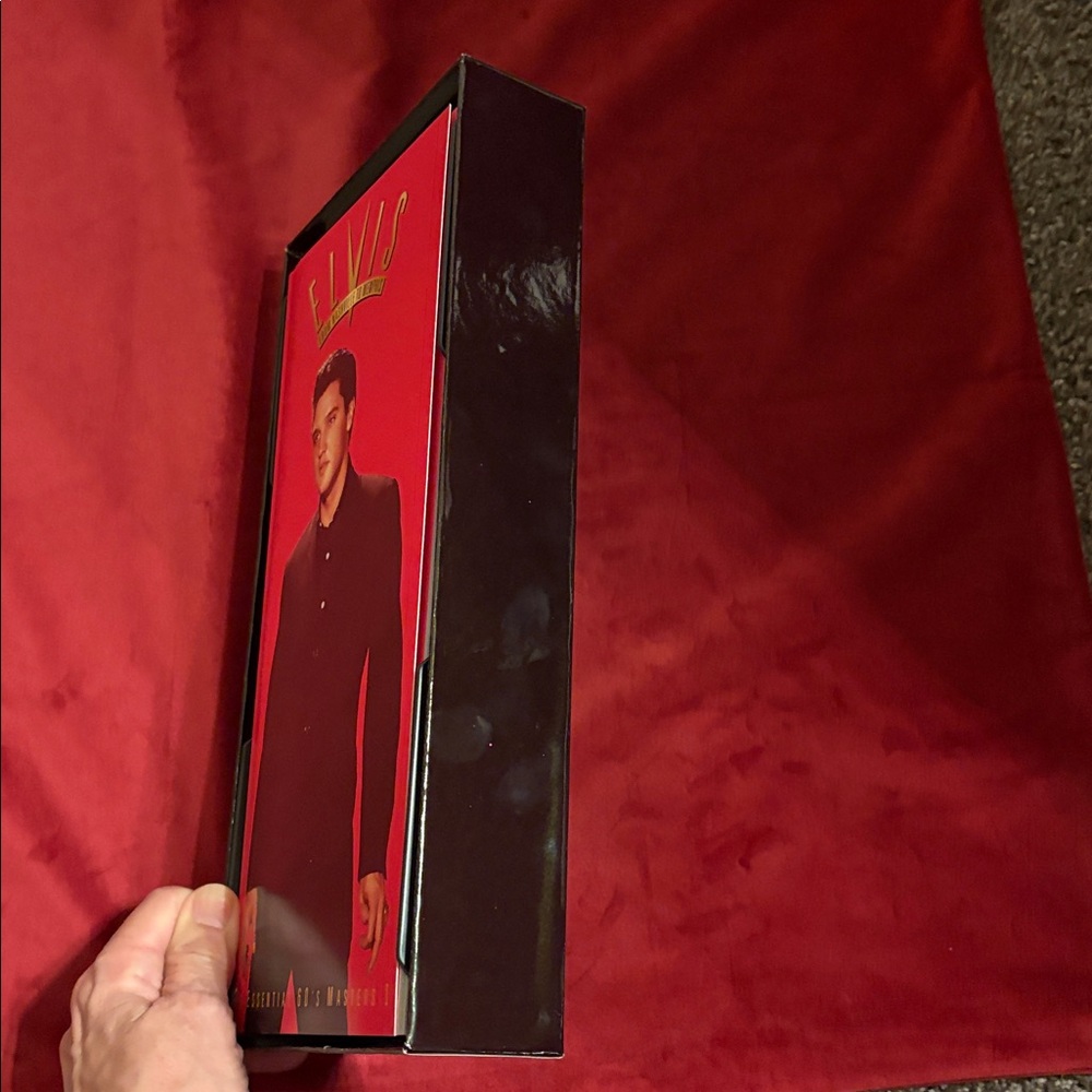 EUC-Like New:Elvis Presley Boxed Set of 5 Music CDs: The Essential 60’s Masters - Picture 16 of 17